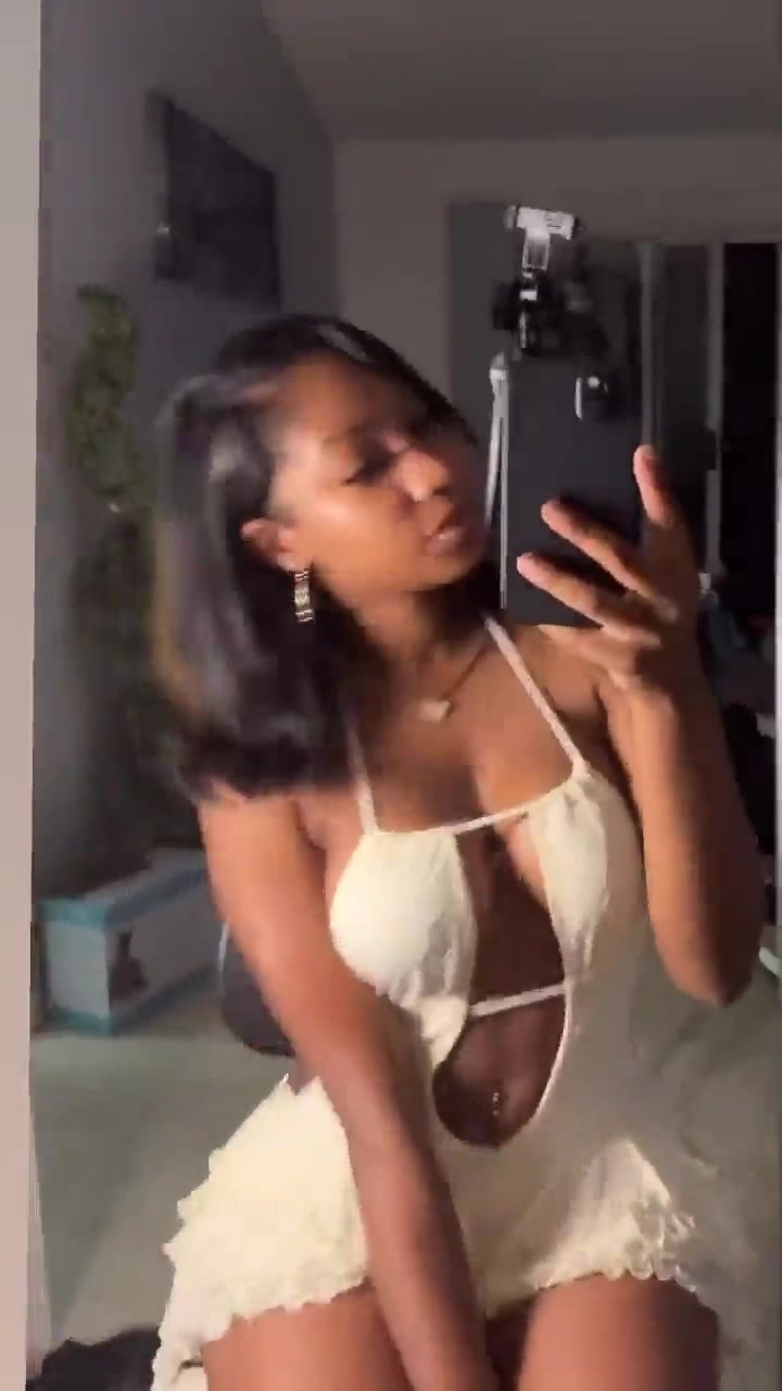 Cooking with kya Viral Video Hot Nude Boobs Onlyfans